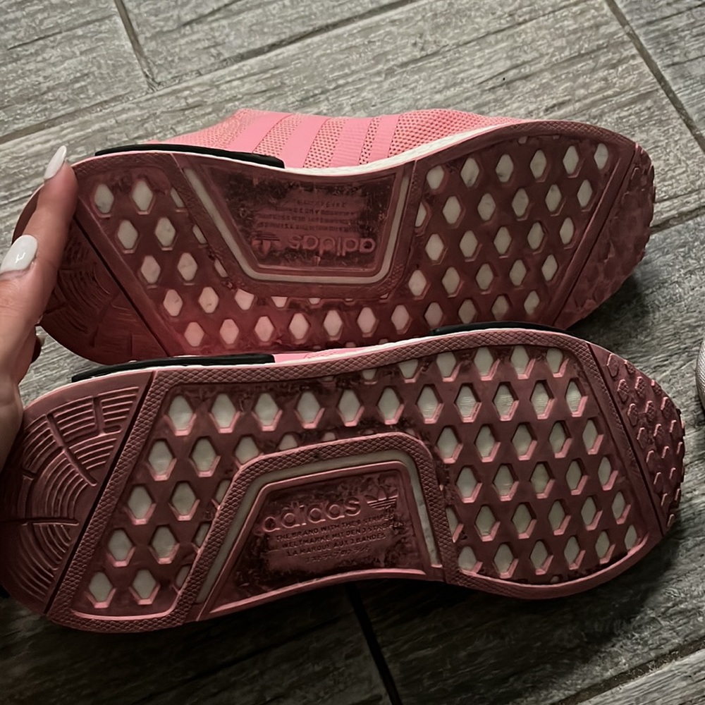 NMD - Picture 3 of 4